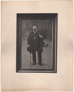 Artist with canvasses?